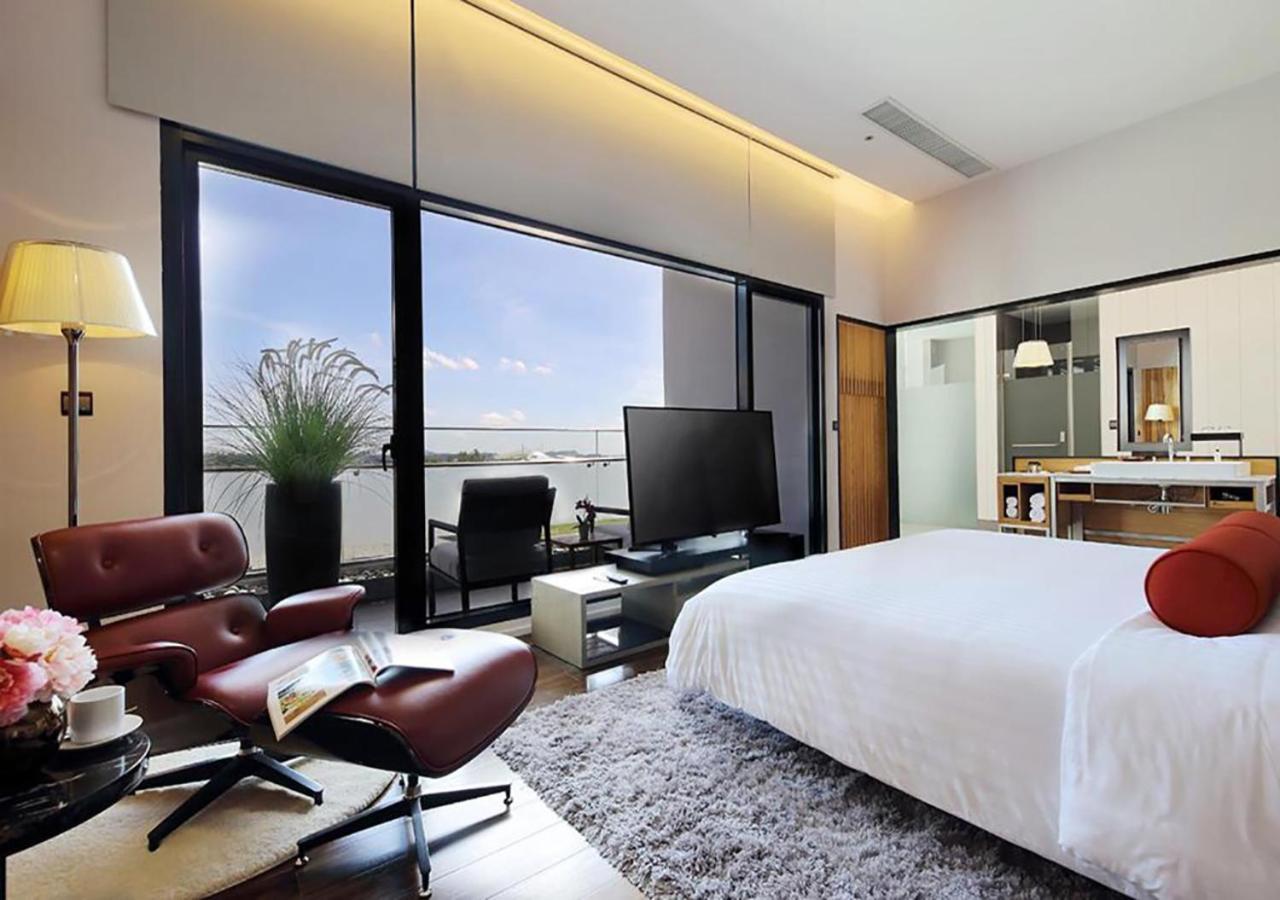 Midori Clark Hotel And Casino Clark Field Экстерьер фото