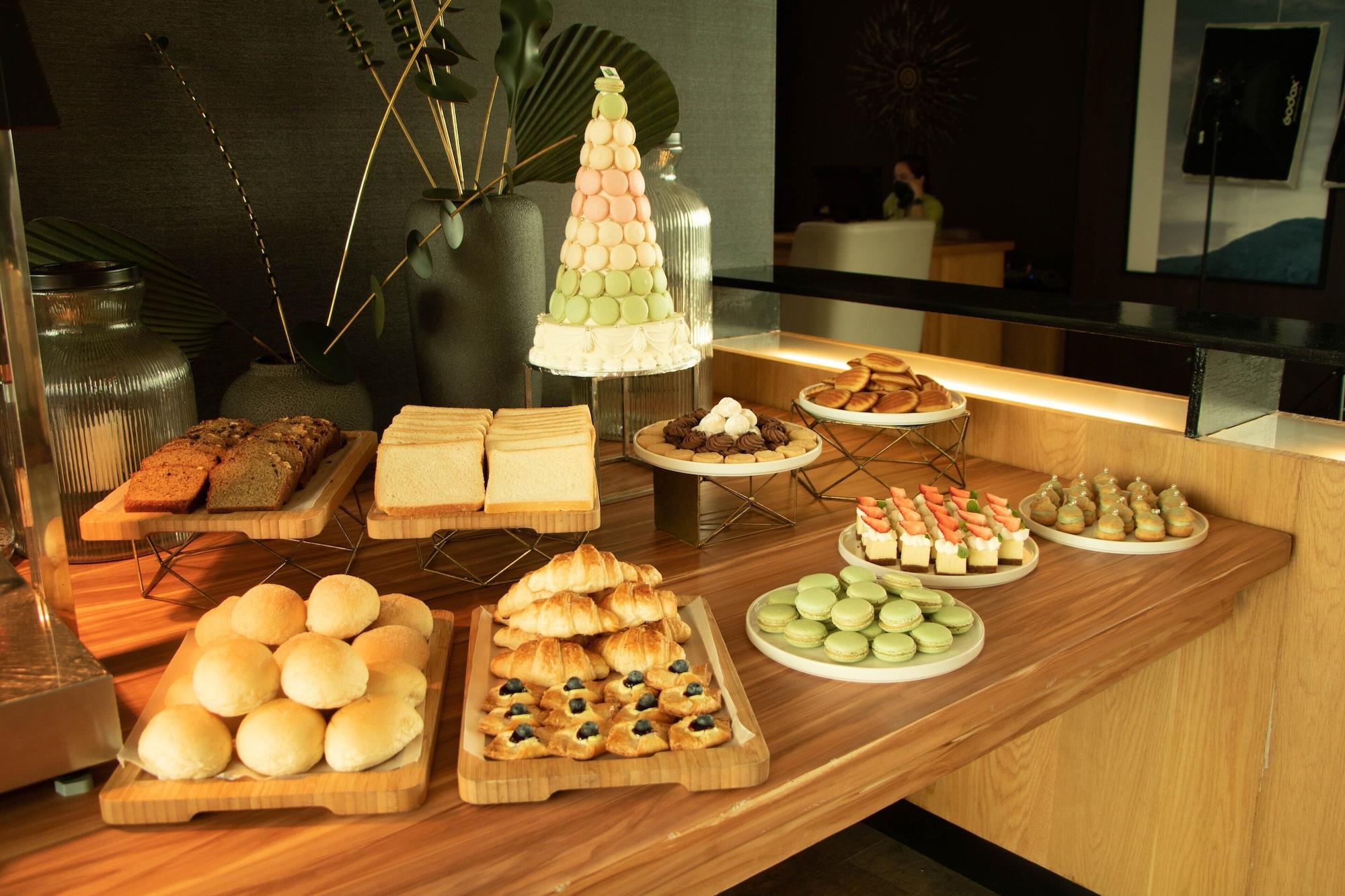 Midori Clark Hotel And Casino Clark Field Экстерьер фото