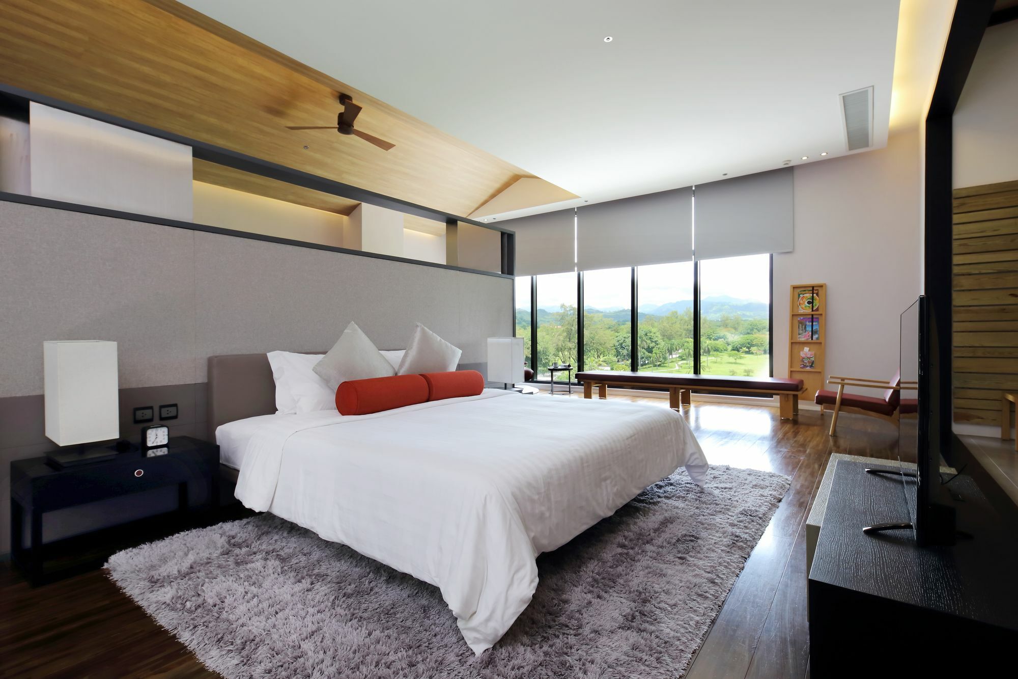 Midori Clark Hotel And Casino Clark Field Экстерьер фото